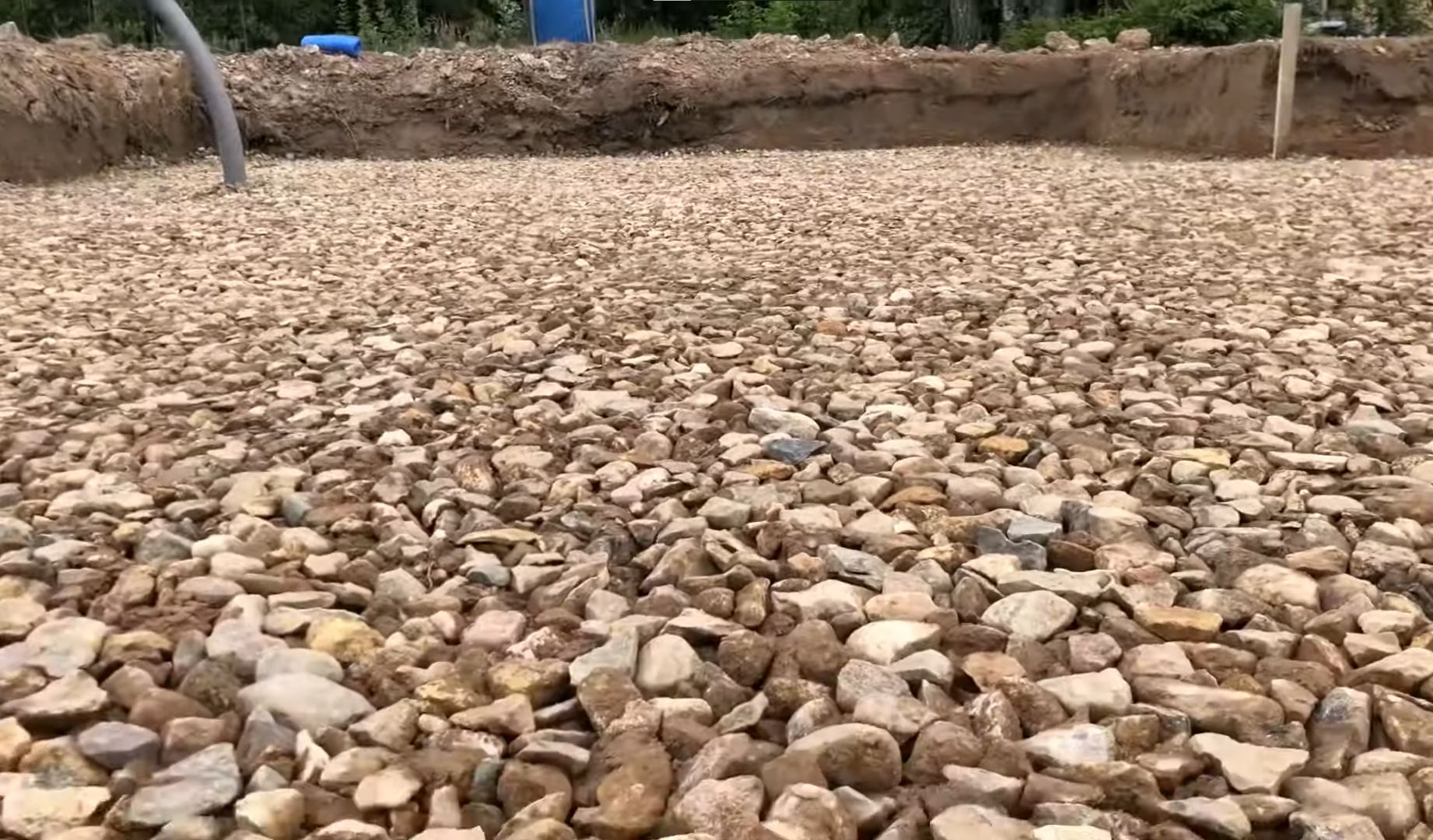 Новогусельский